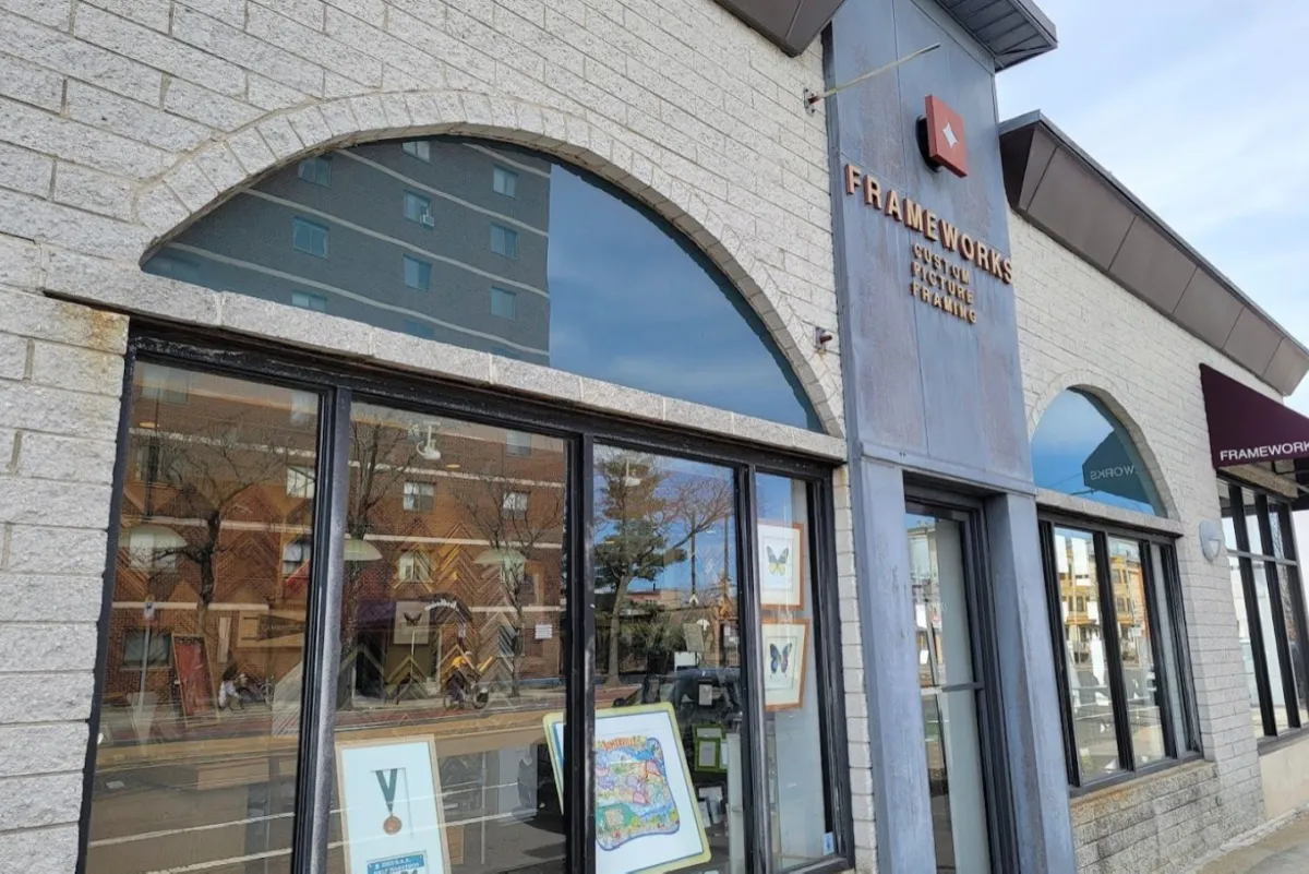 Boston Frame Works storefront for custom framing pickup and delivery services
