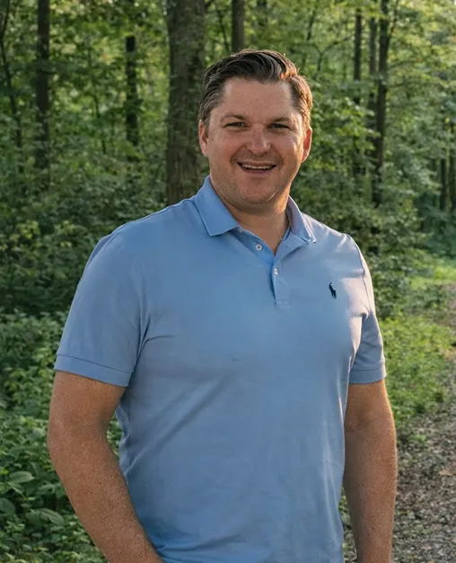 black and gray laptop computer turned on