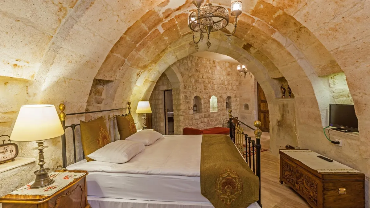 Classic double room at Yunak Evleri cave hotel for Inner and Outer Journey festival