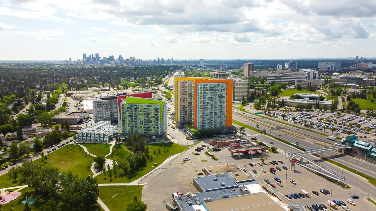 Brentwood, Calgary Condo for Sale - 2-Bed, 2-Bath in University City