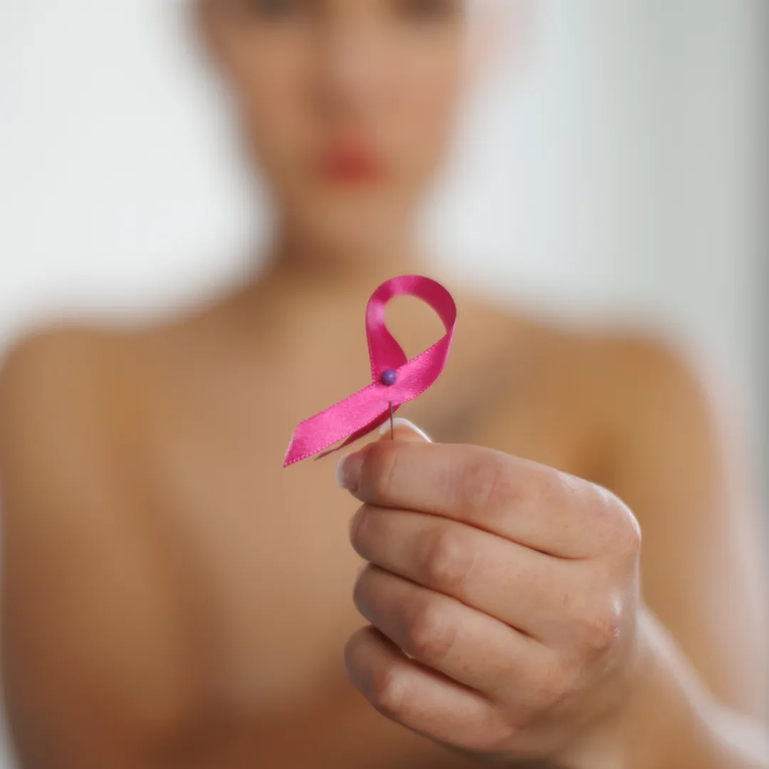 Maquillage permanent des aréoles mammaires après un cancer du sein