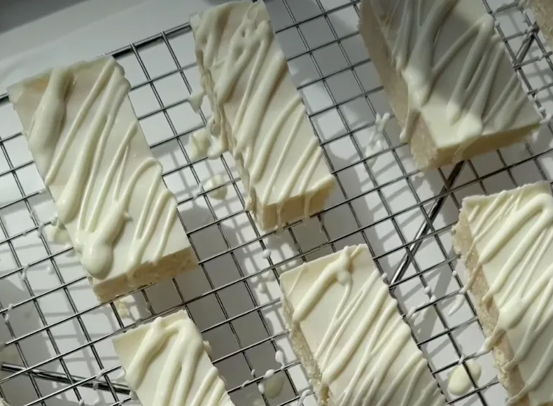 Lemon Coconut Protein Bars