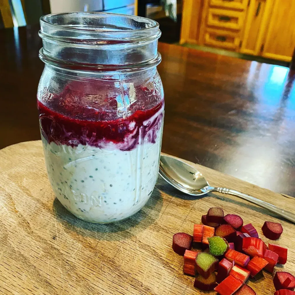 Berry Rhubarb Overnight Oats