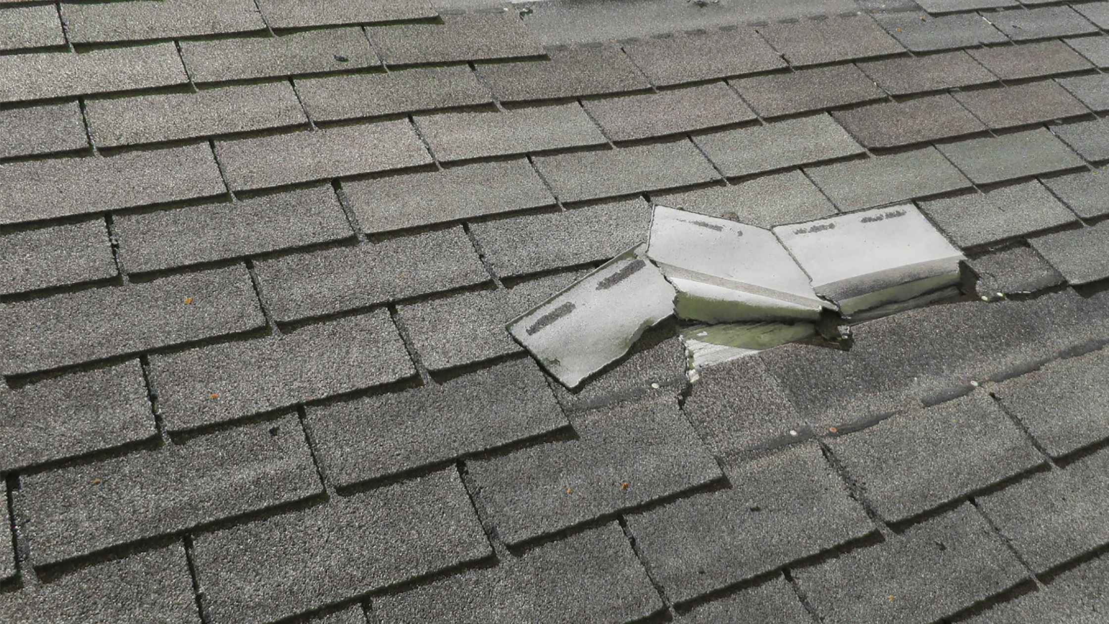 Storm Damage Roof Repair Des Moines | Ground Inspection Guide