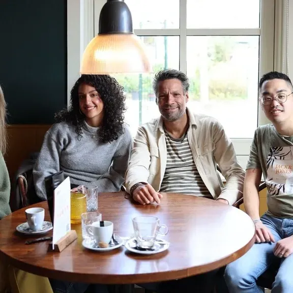Ondernemers ontmoeten elkaar in een kleine en persoonlijke setting