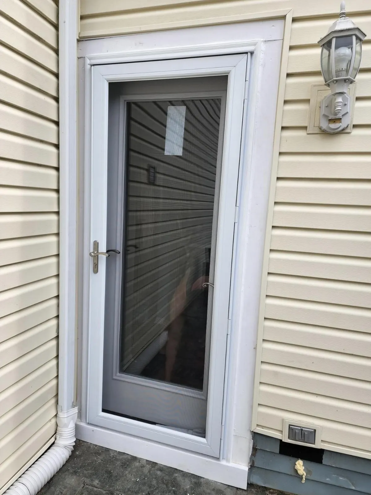 Front door installation picture