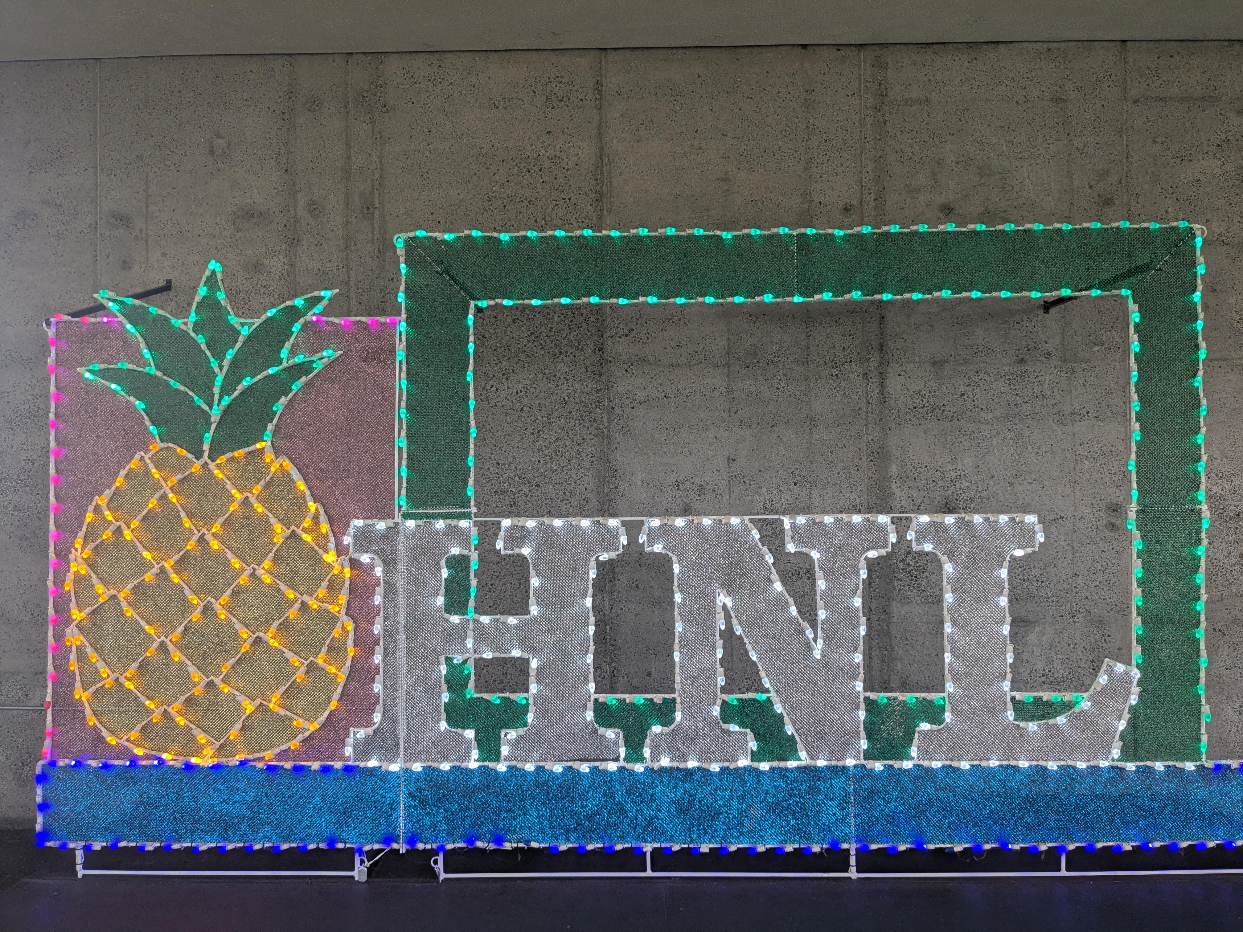 A Honolulu Airport Layover Surprise: The Outdoor Garden Walk