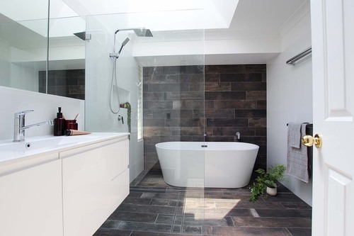  Shower Screen Installation
