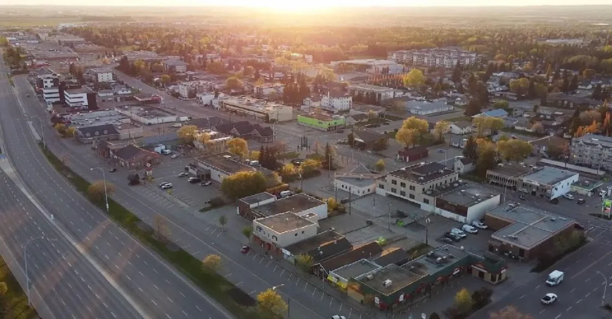 Bird Eye View o a commercial plaza in Spruce Grove, Alberta.