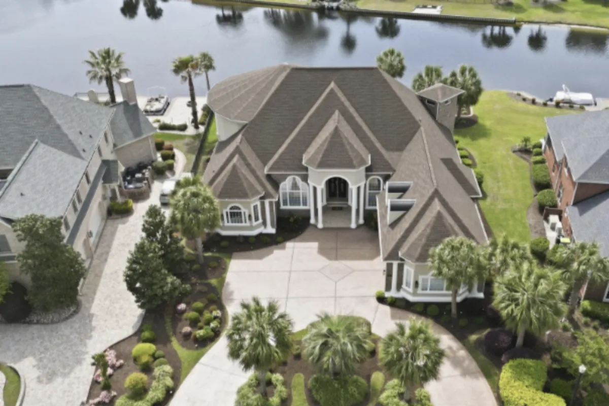 9445 Carrington Dr