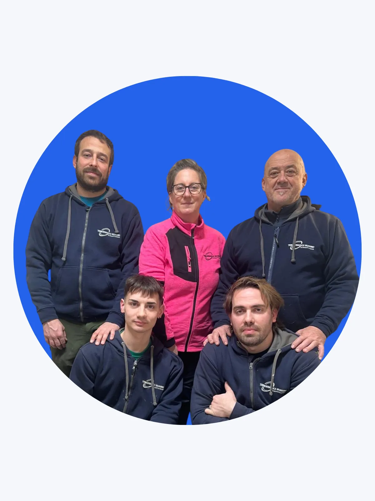 Il team di idraulico valdarno in una foto di gruppo