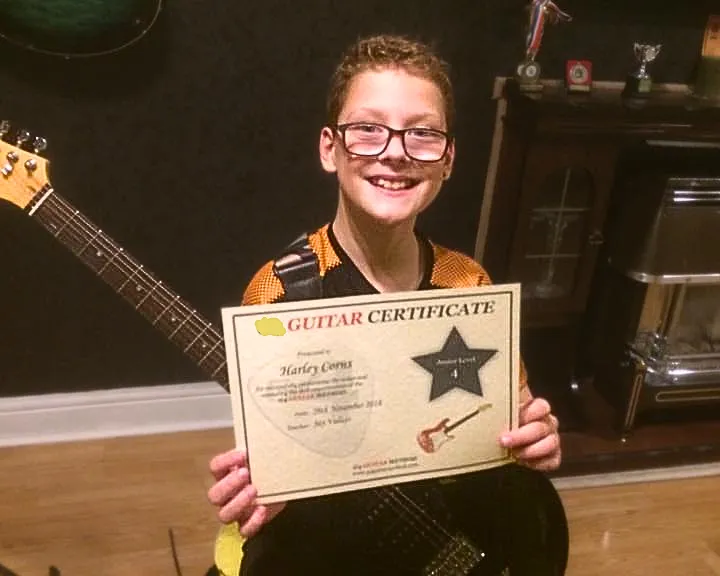 Beginner Guitar Lessons Senior (13 years and above)