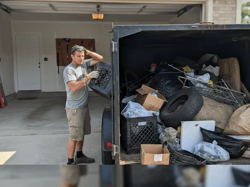 Adkins, TX Garage Cleanouts