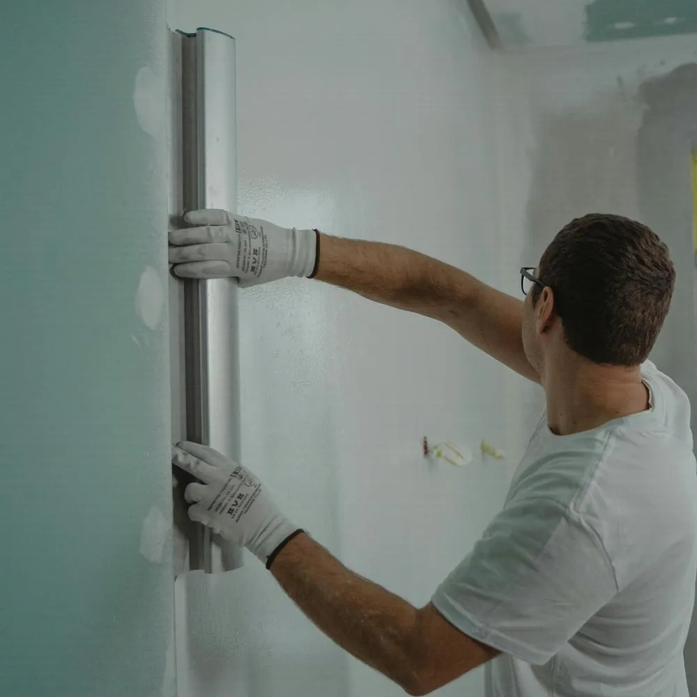 Interior wall and fixture upkeep service in Wellington