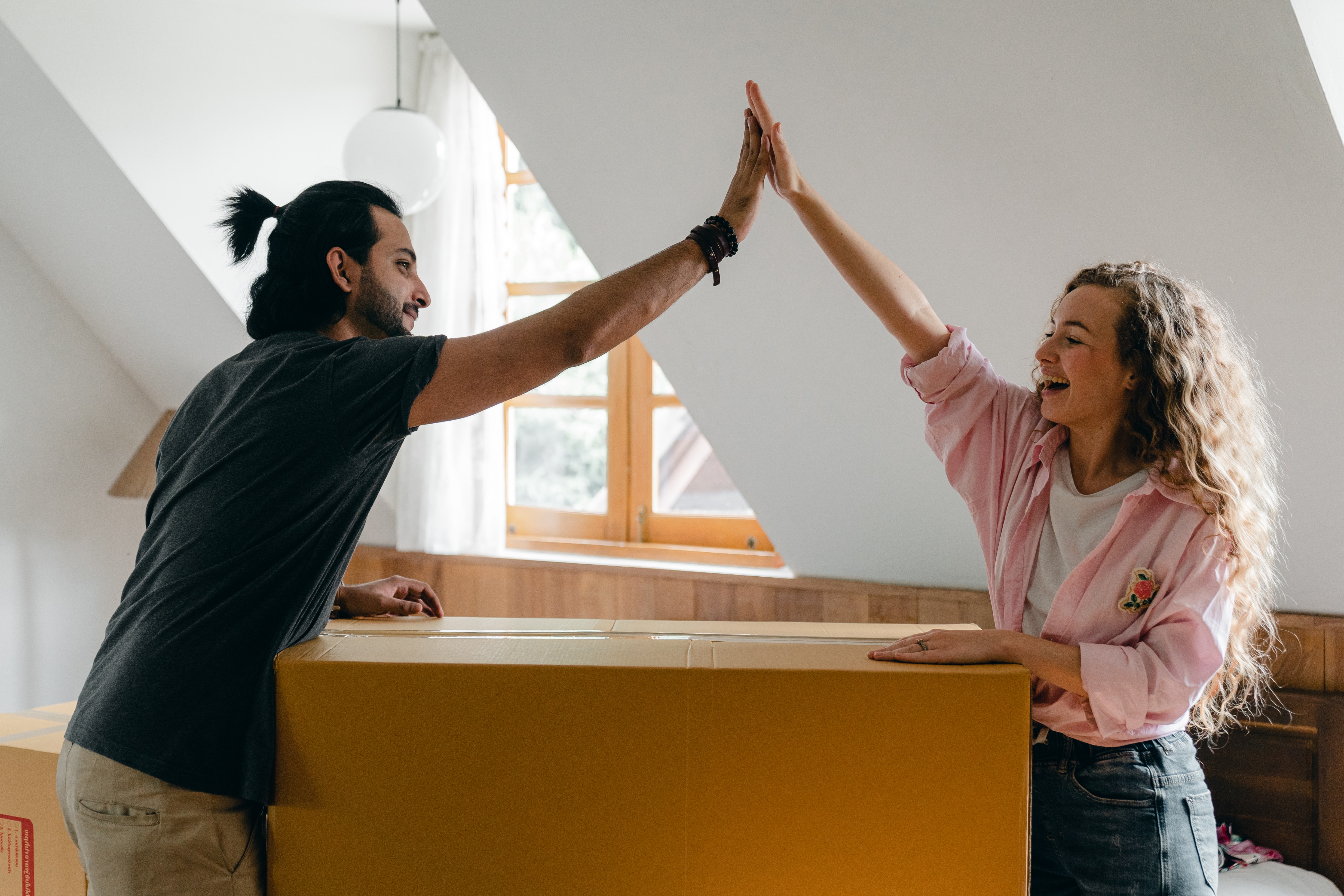 ¿Piensan mudarse juntos? Habla con tu pareja sobre las finanzas