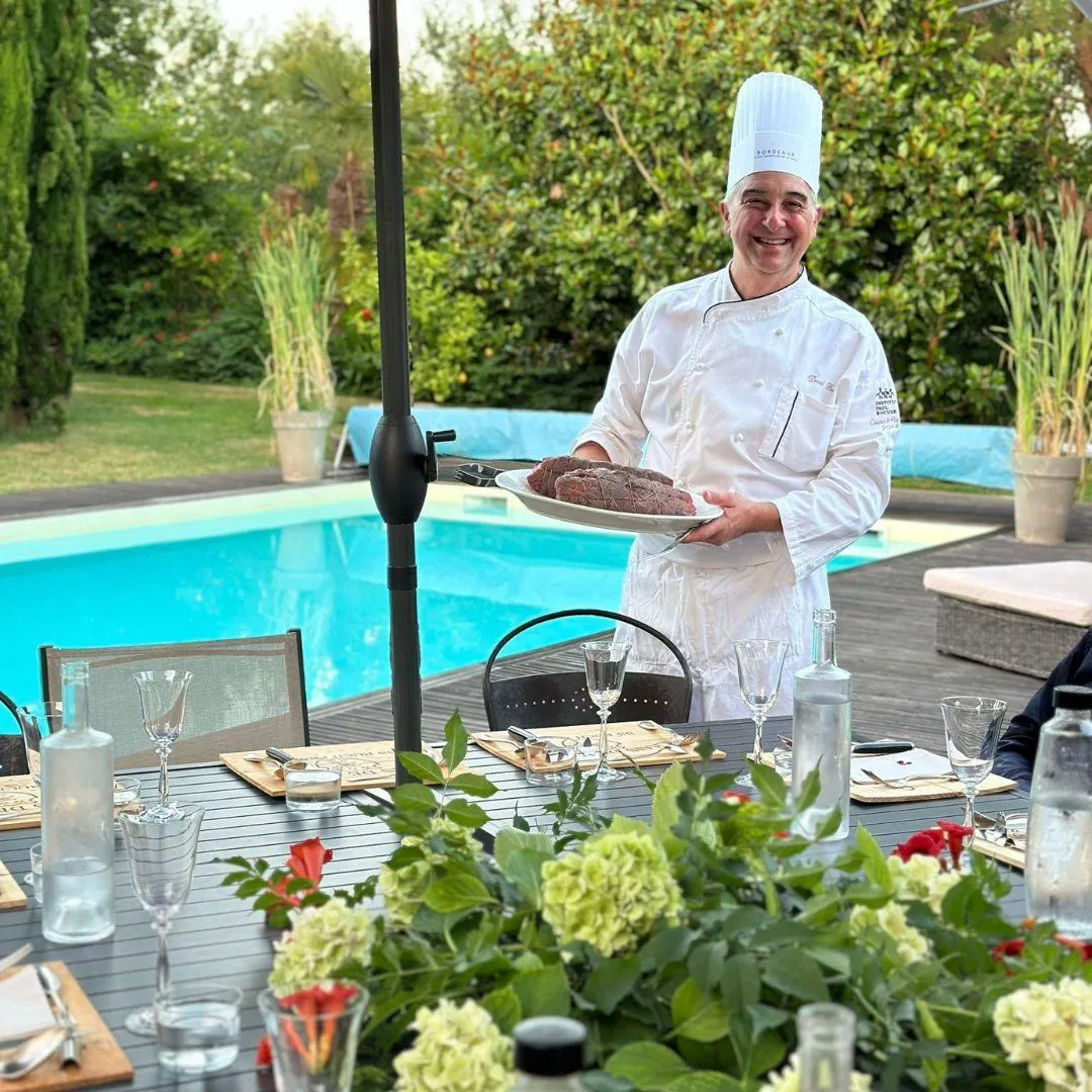 table d'hôtes chef formé à l'école paul bocuse repas confectionné à partir de produits frais et de saison du jardin 