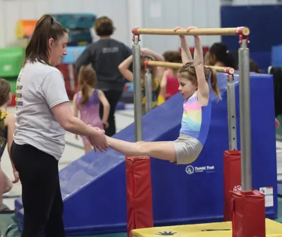 Kids gymnastics at Pinnacle Gymnastics in Medina Ohio