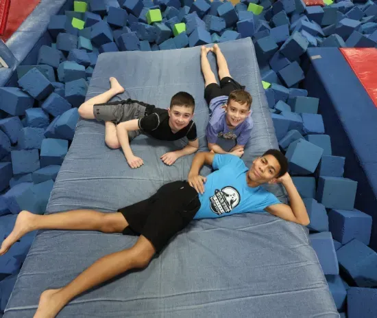 Kids gymnastics at Pinnacle Gymnastics in Medina Ohio