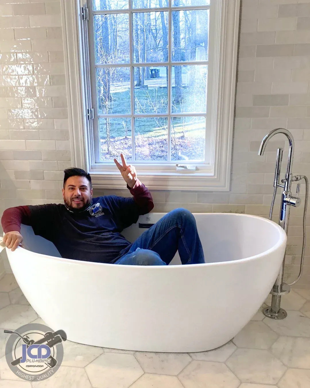 residential affordable luxury bathtub installation