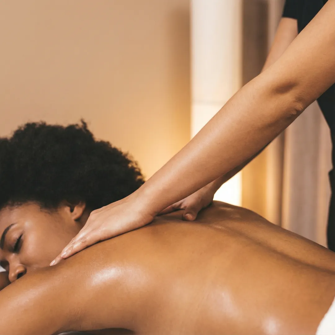 Strong deep tissue technique targeting knots and stiffness