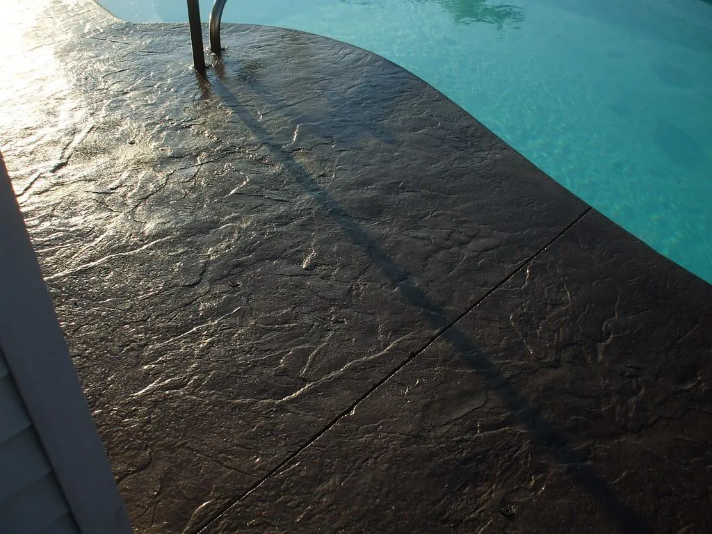 concrete pool deck