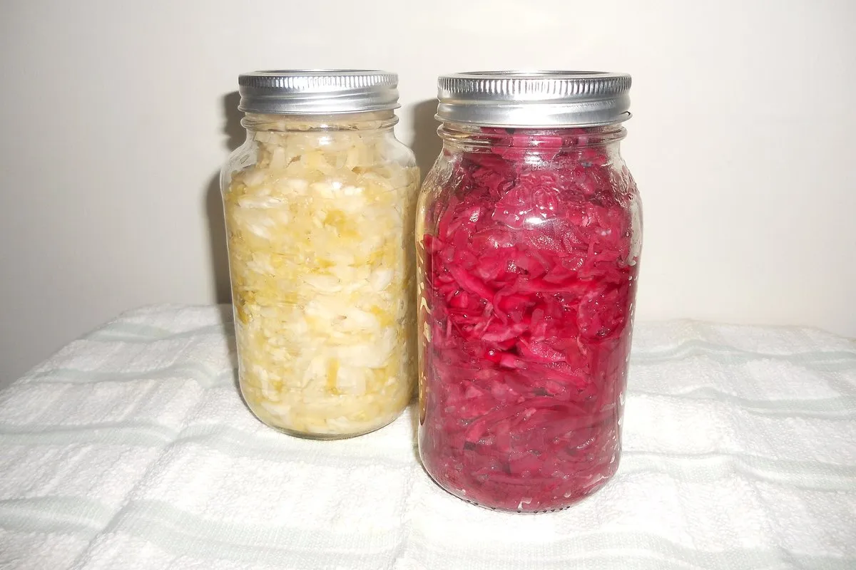 Crisp Cabbage Ferment: Beginner Sauerkraut-Style Jar