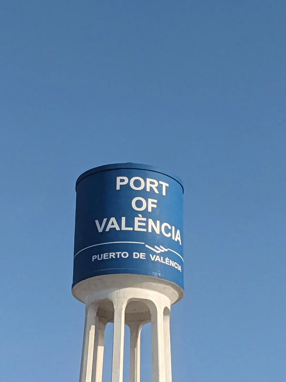 Water tower with 'Valencia' on it