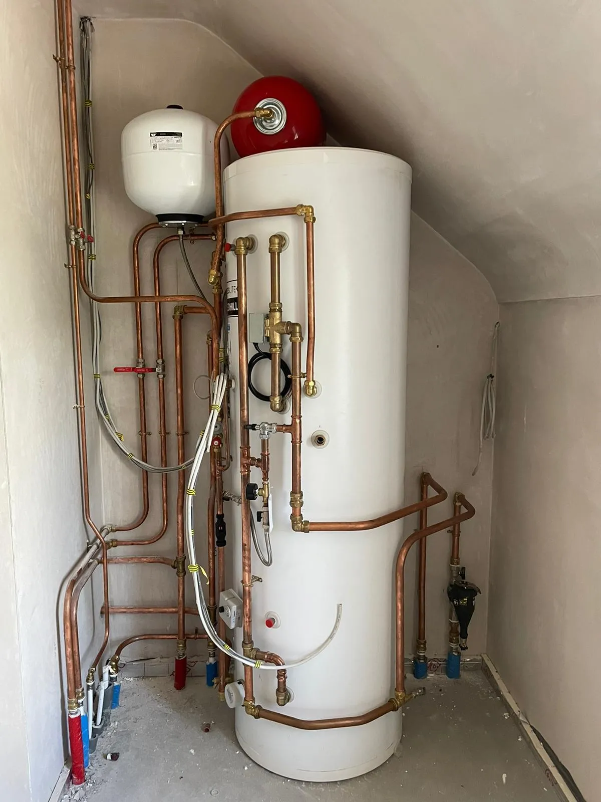 Heat pump cylinder and copper pipework fitted by DML Plumbing and Heating Leitrim