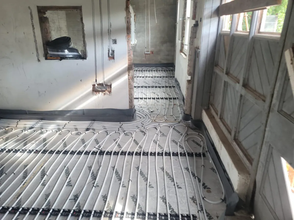 Underfloor heating installation in a Leitrim home by DML Plumbing and Heating
