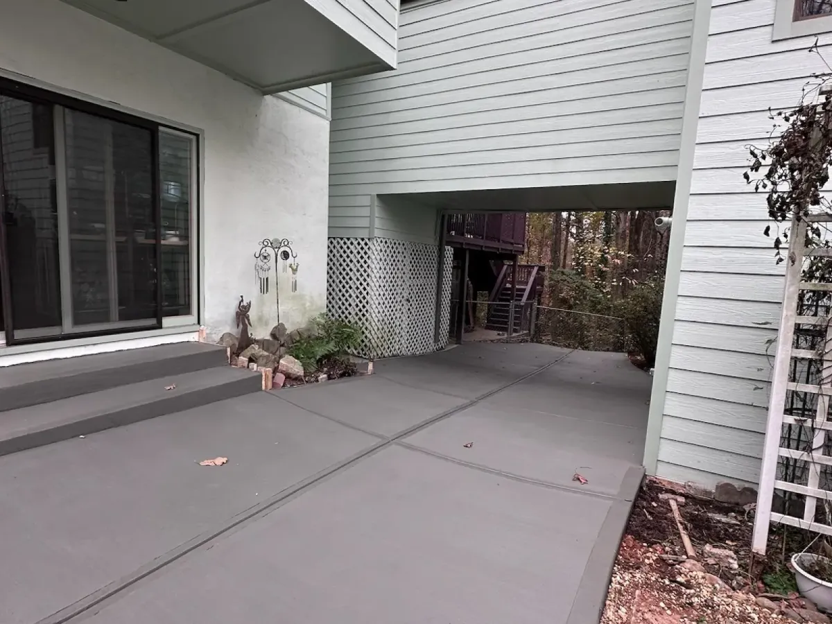 Suwanee Concrete levels Driveway