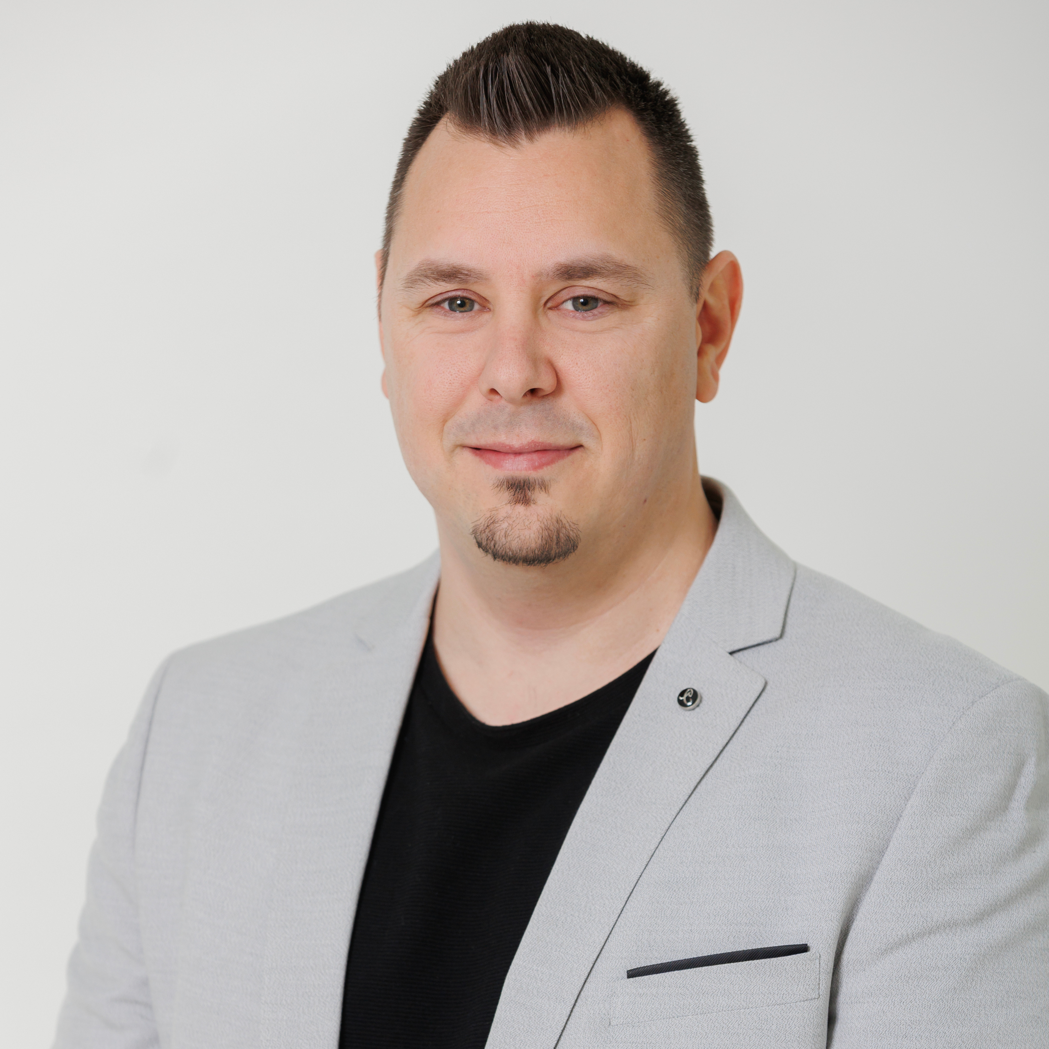 Professional asset finance broker