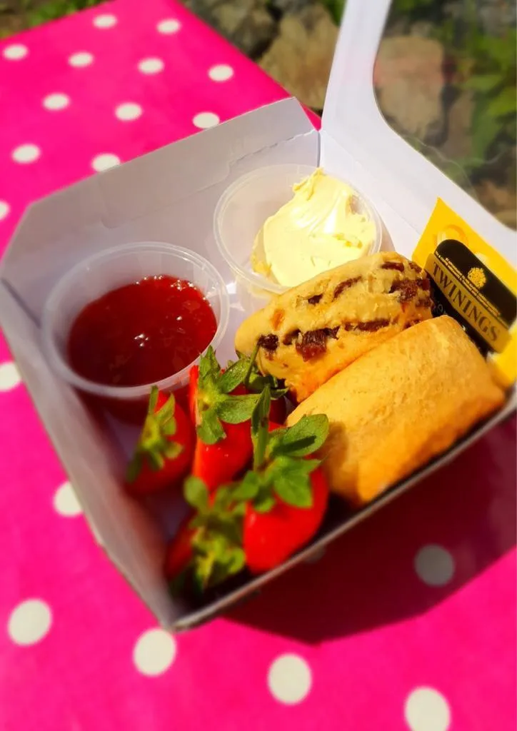 gift box afternoon tea