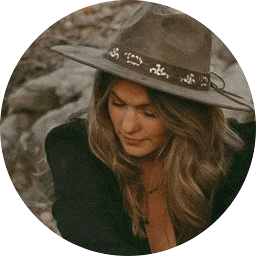 Elena R. avatar