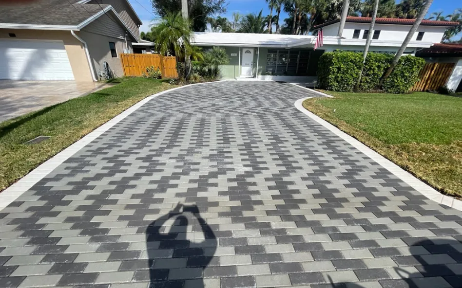 Fort Lauderdale  Concrete constructs driveway