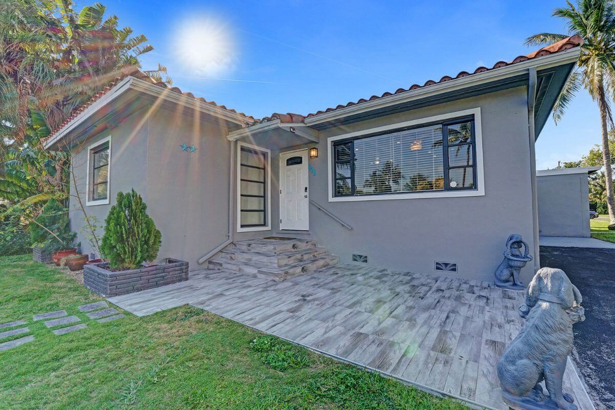 Pompano Beach featuring a private pool, dock, and ocean access