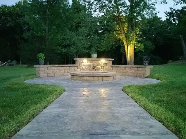 Maryland Heights Concrete builds sidewalks..