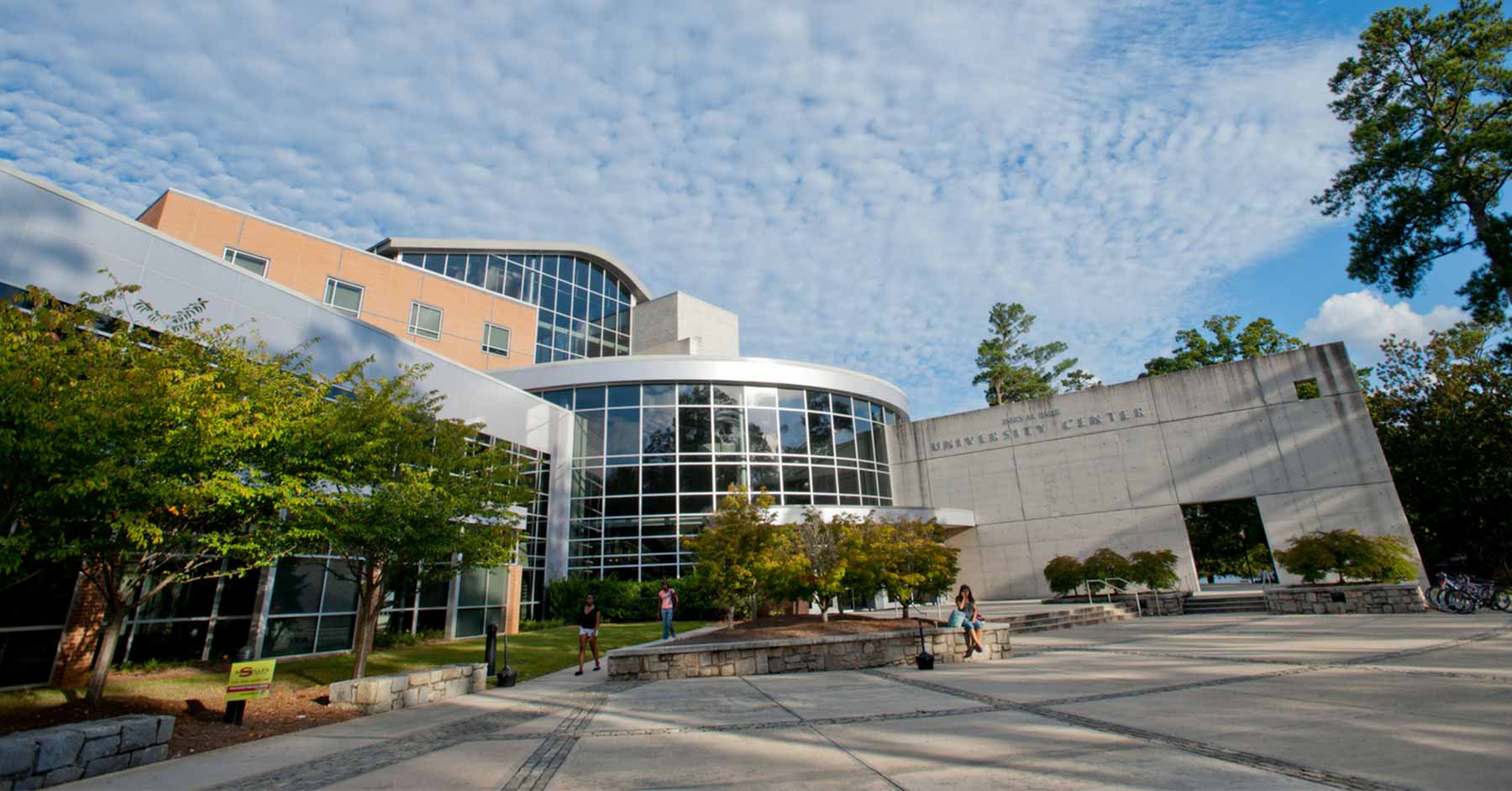 Best Reasons Visitors Rent Cars Near Clayton State University — RI Rents, Riverdale, GA