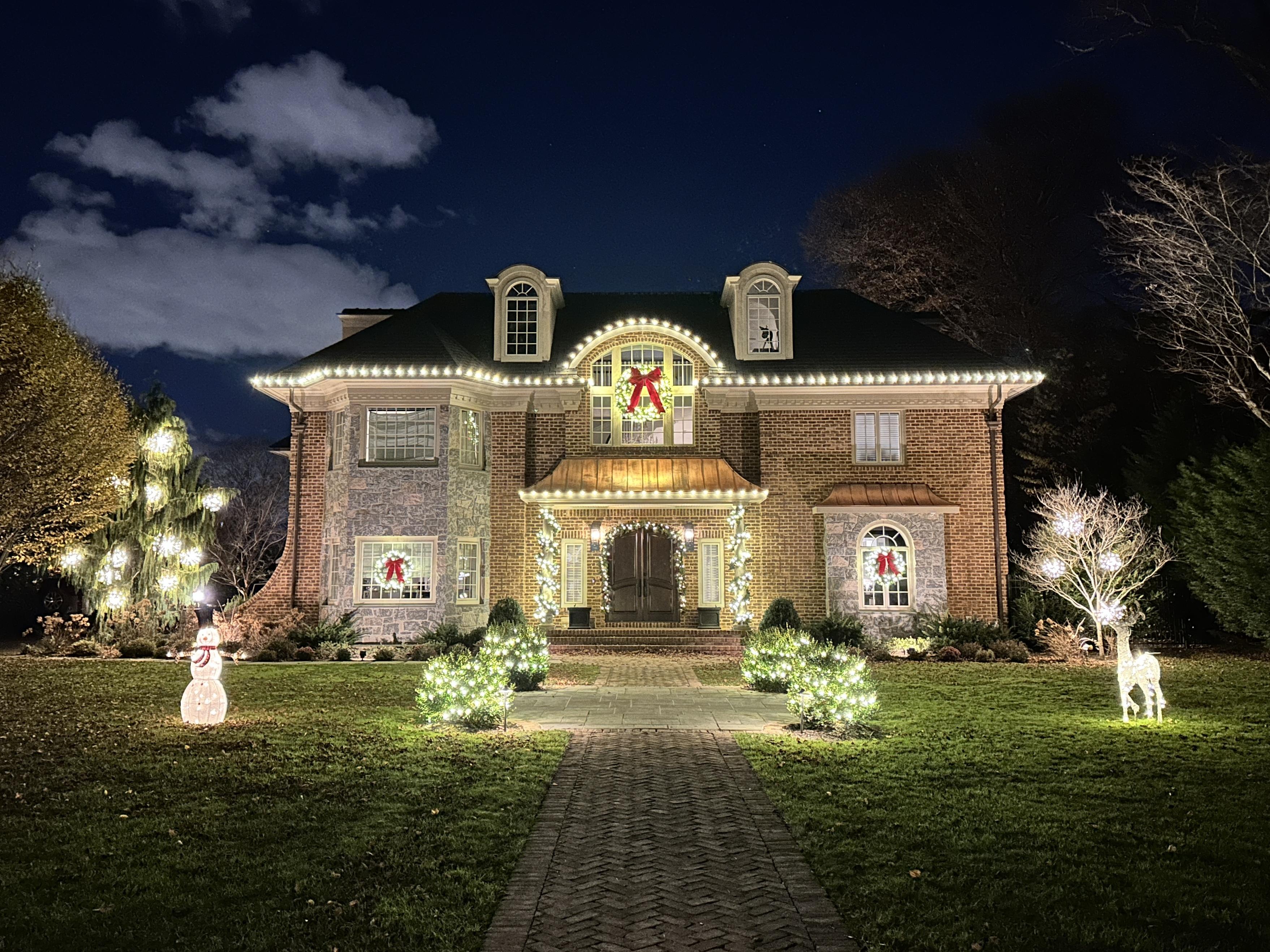 A group of friends at a coffee shop