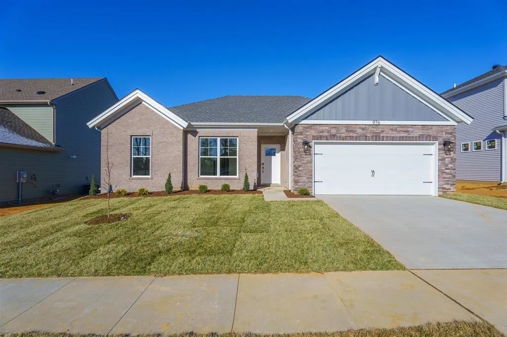 Victoria Concrete builds and installs driveway