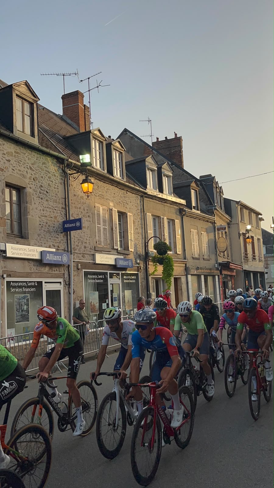 Le 61è Critérium de Dun-le-Palestel : une nuit de braquet et d'émotions en Creuse !
