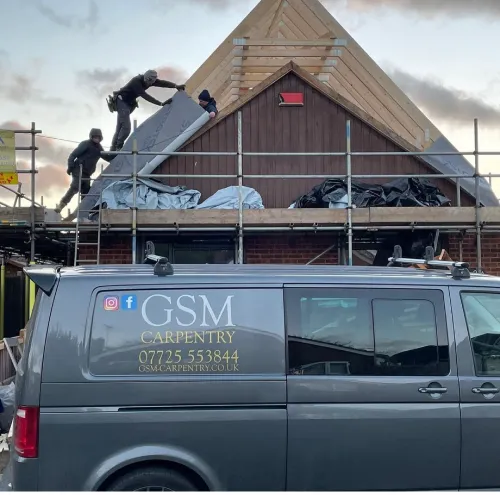 glenn from gsm carpentry fitting a new roof