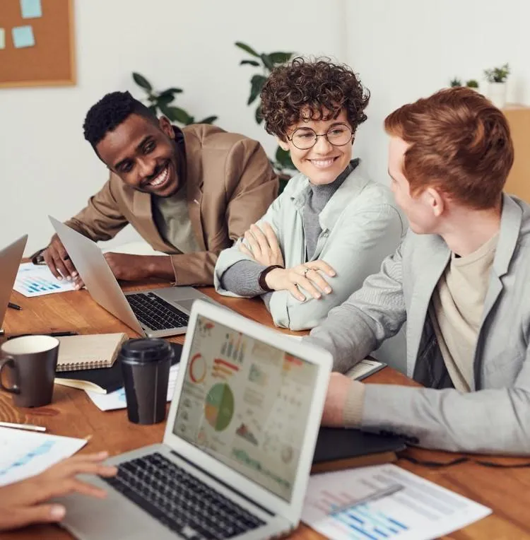 Group of people discussing BPMN 2.0 using Microsoft Visio Course 