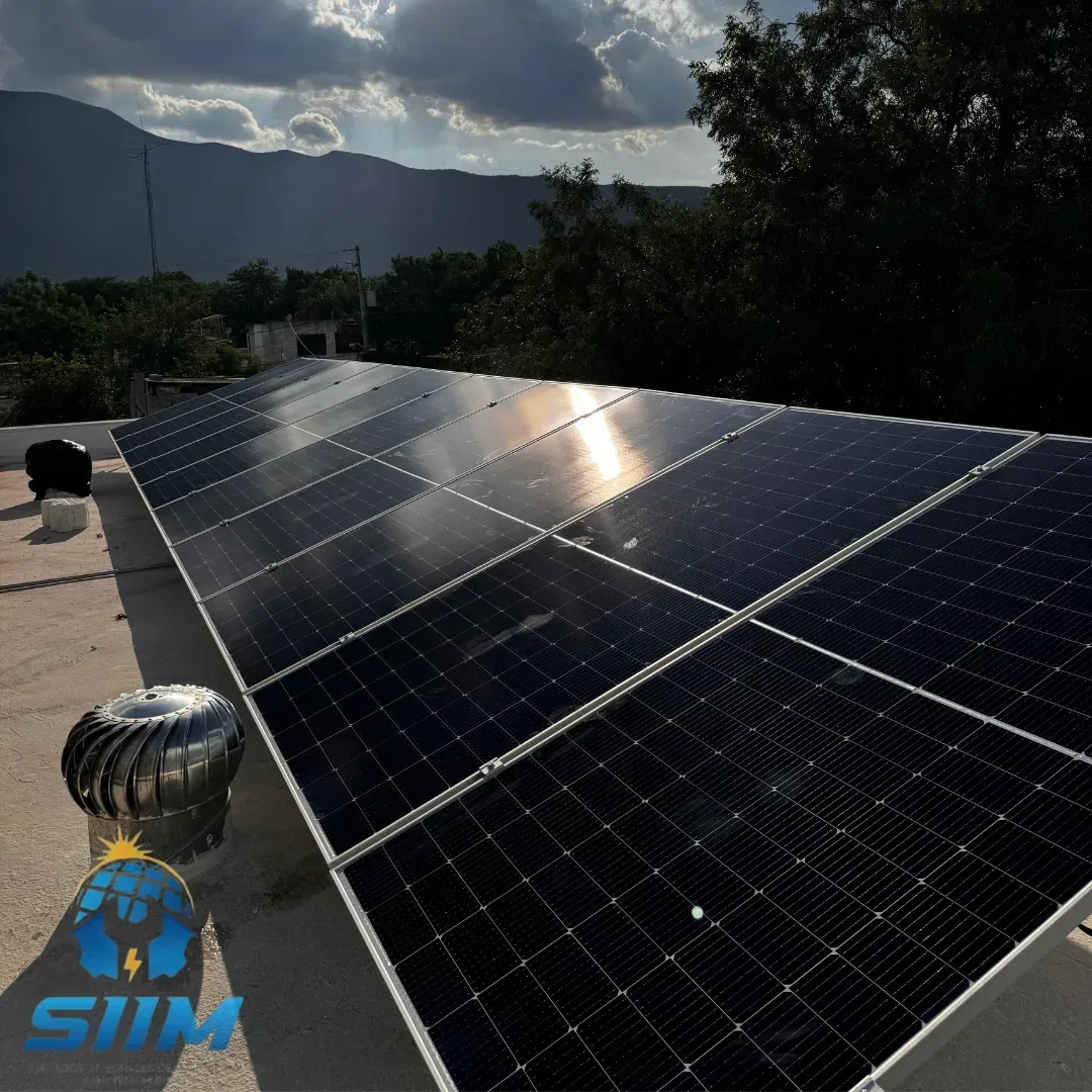 Sistema de paneles solares instalados por siim en tamaulipas