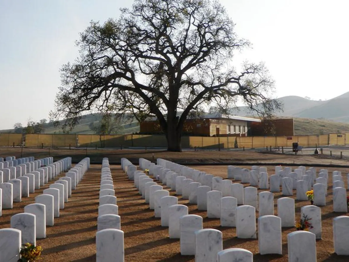 Bakersfield National Cemetery