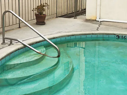 Monthly Pool Service Corona, CA