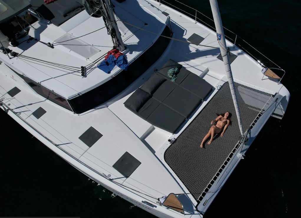 Oceanis 55 luxury interior
