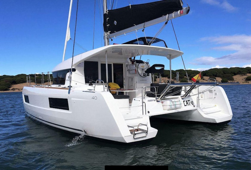Oceanis 55 luxury interior