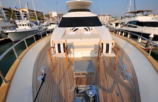Oceanis 55 luxury interior