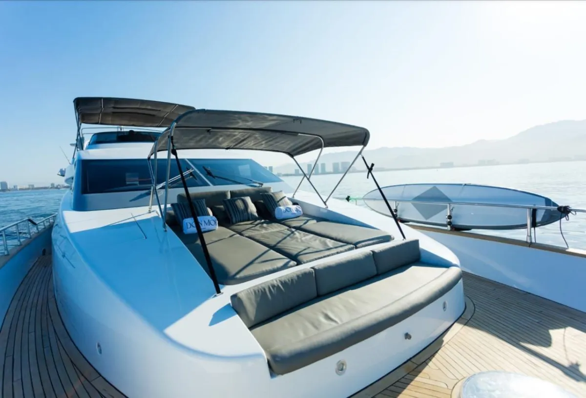 Oceanis 55 luxury interior