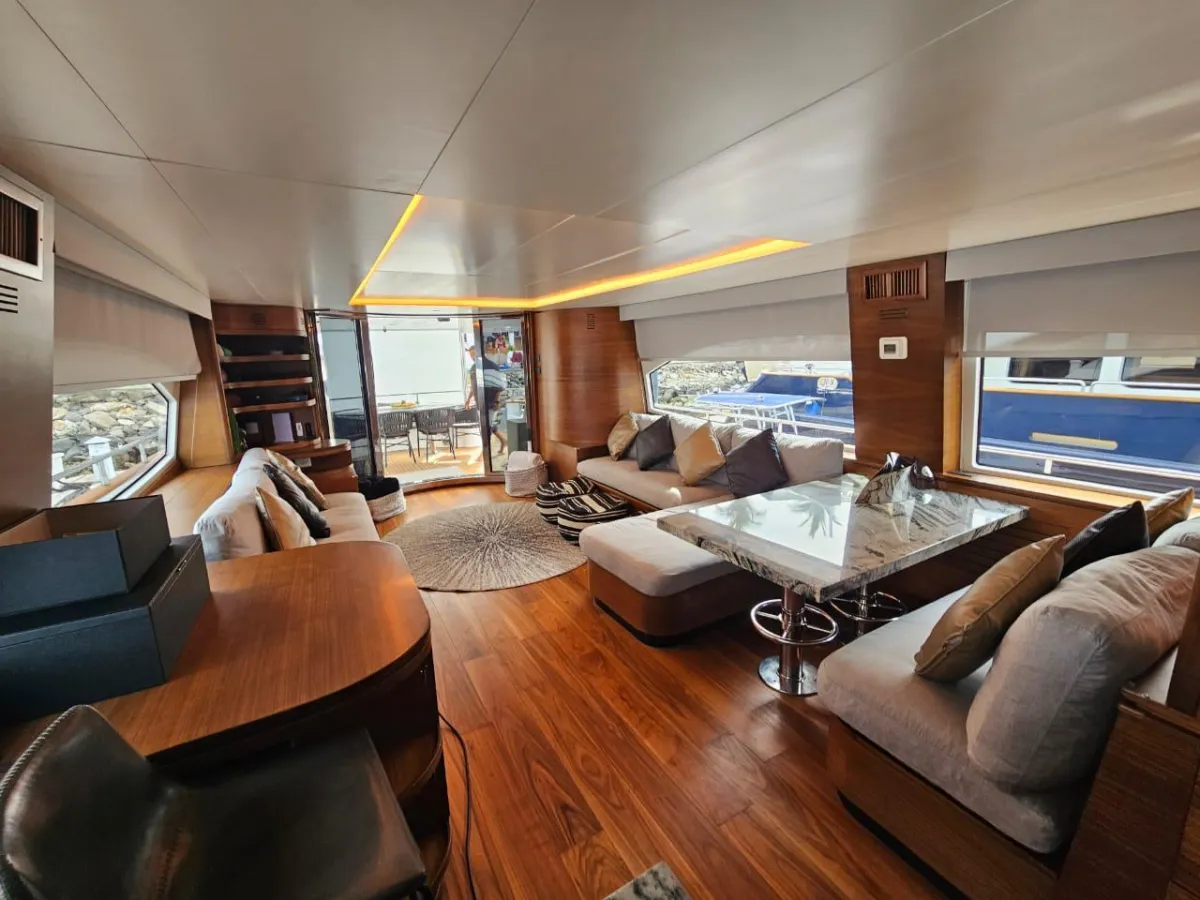 Oceanis 55 luxury interior